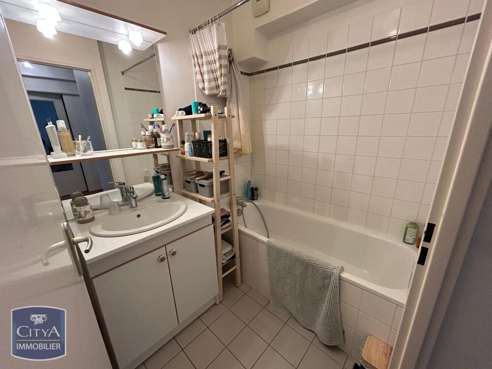 PAS D'HONORAIRES AGENCE - APPARTEMENT 4 PIÈCES AVEC BALC....