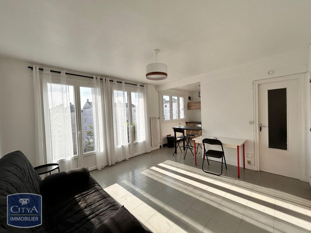 location Appartement - 1 pièce(s) - 27 m² Laval (53000)