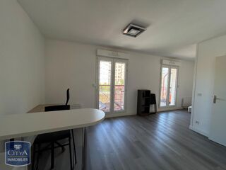  Appartement à louer 2 pièces 31 m²