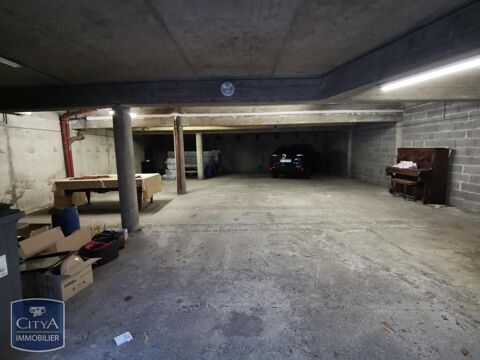  Parking / Garage  louer 