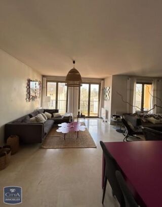  Appartement � louer 5 pi�ces 134 m�
