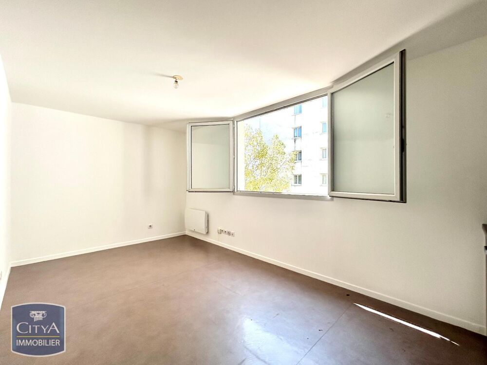 location Appartement - 1 pièce(s) - 24 m² Caluire-et-Cuire (69300)
