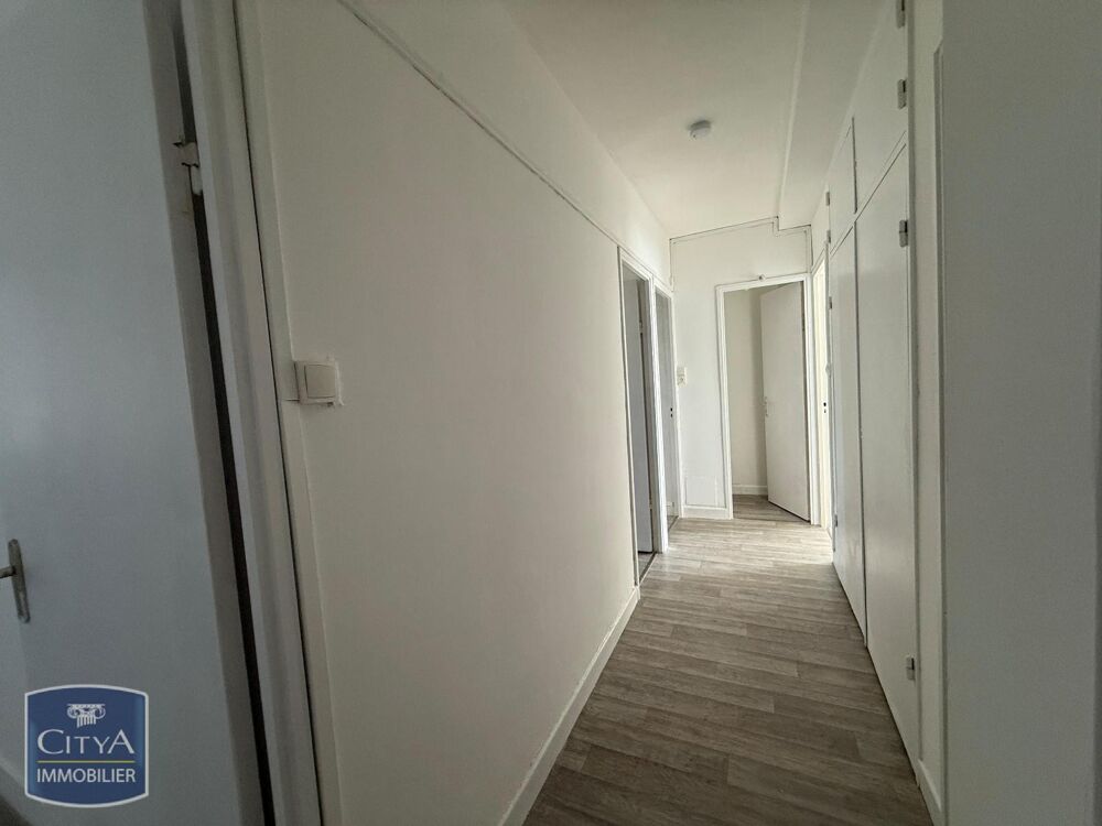 À LOUER : Appartement T4 situé à Beaune, dans le départe....