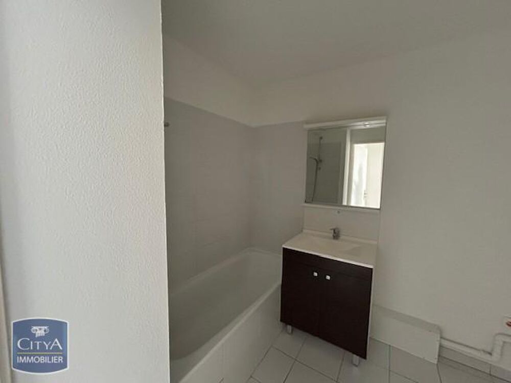 location Appartement - 4 pièce(s) - 74 m² Saint-Nazaire (44600)
