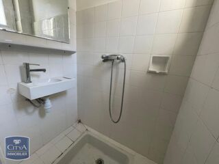  Appartement à louer 1 pièce 32 m²