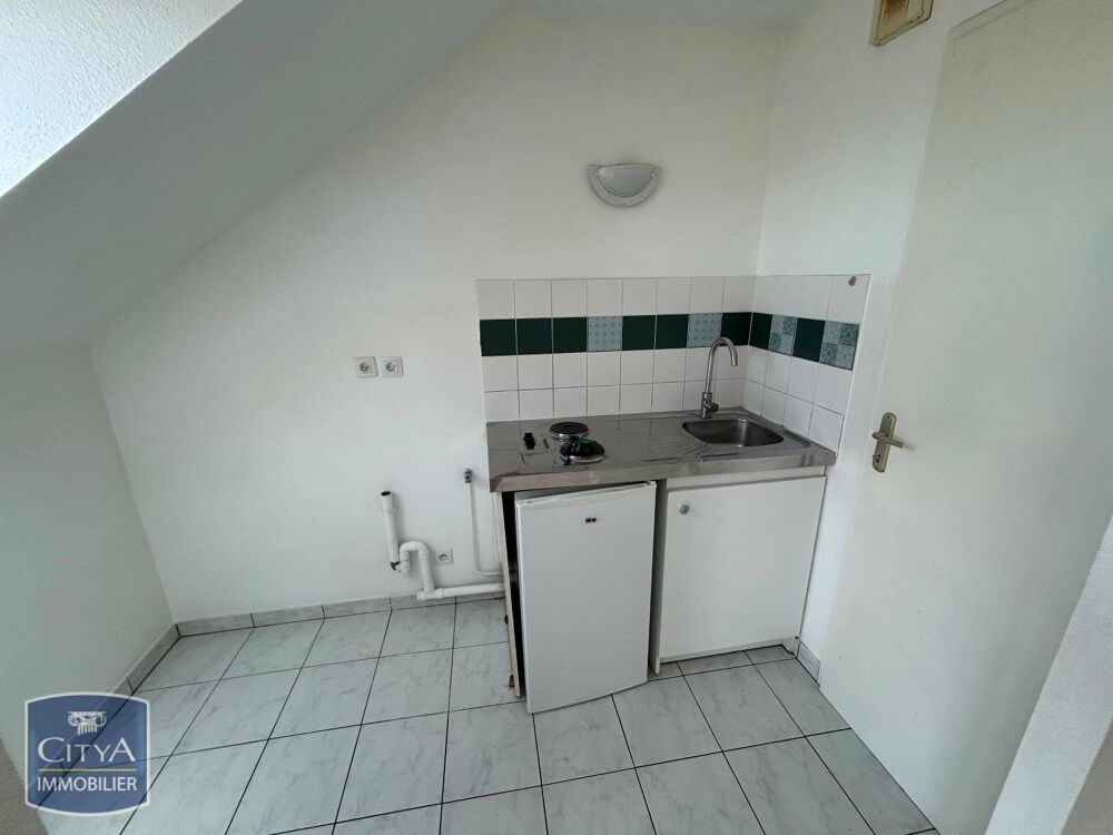 location Appartement - 2 pièce(s) - 53 m² Villeneuve-sur-Yonne (89500)