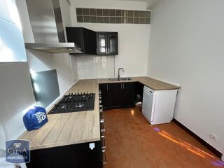  Appartement à louer 3 pièces 81 m²