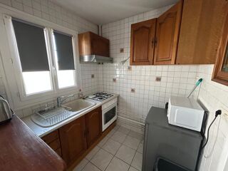 Appartement à louer 1 pièce 32 m²