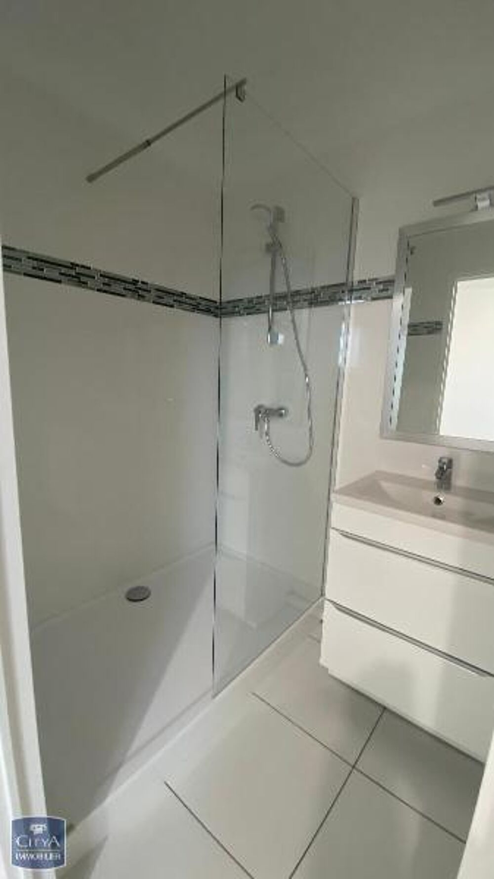 location Appartement - 2 pièce(s) - 50 m² Noisy-le-Grand (93160)
