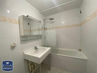  Appartement à louer 3 pièces 67 m²