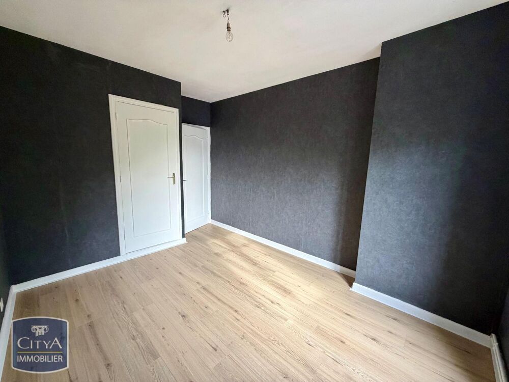 À LOUER : Appartement T4 de 91.77 m2 situé à proximité i....