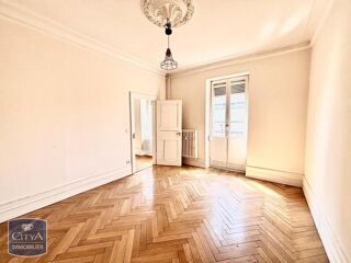  Appartement à louer 3 pièces 62 m²