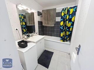 Appartement à louer 2 pièces 48 m²