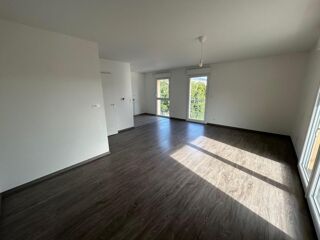  Appartement à louer 3 pièces 68 m²