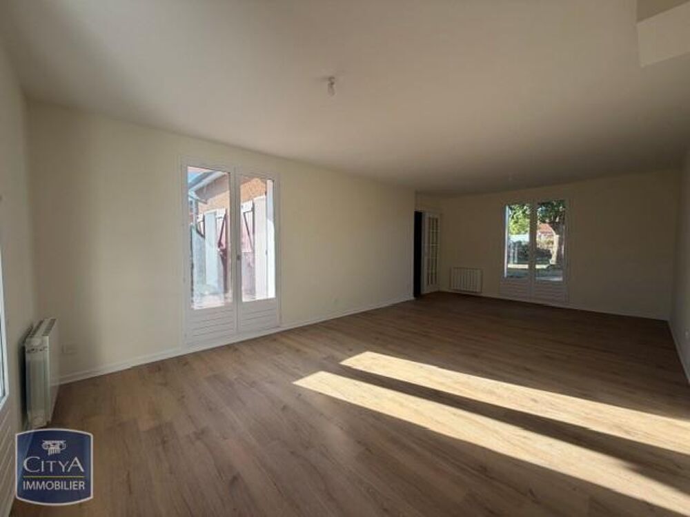 location Maison - 3 pièce(s) - 90 m² Pont-de-Veyle (01290)