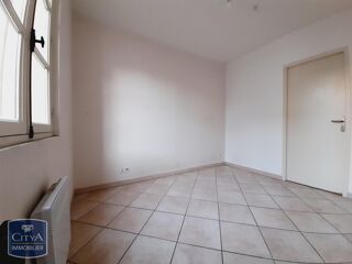  Appartement à louer 4 pièces 71 m²