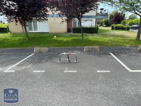 Parking / Garage � louer 