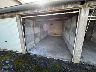 Parking / Garage � louer 12 m�