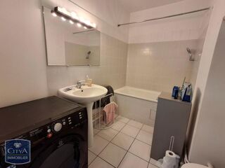  Appartement à louer 3 pièces 78 m²