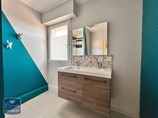  Appartement à louer 3 pièces 68 m²