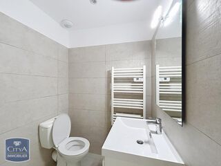  Appartement à louer 2 pièces 38 m²