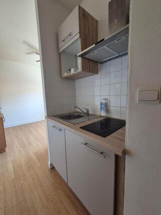  Appartement à louer 1 pièce 17 m²