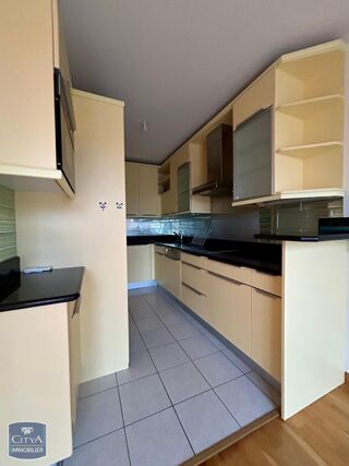  Appartement � louer 4 pi�ces 91 m�