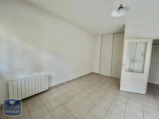  Appartement à louer 1 pièce 33 m²