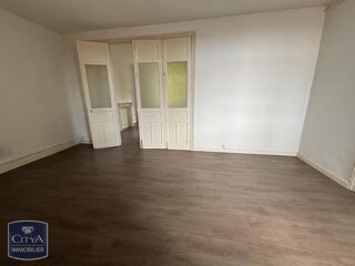  Appartement à louer 3 pièces 75 m²