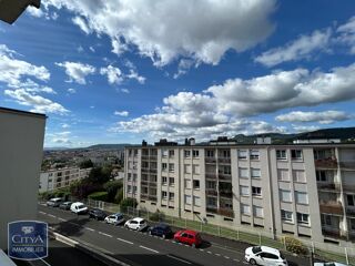  Appartement à louer 4 pièces 74 m²