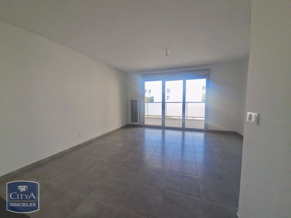 location Appartement - 2 pièce(s) - 45 m² Hyères (83400)
