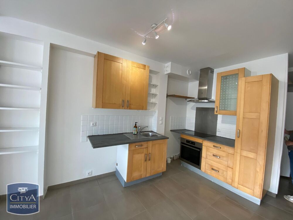 location Appartement - 4 pièce(s) - 94 m² Tours (37000)