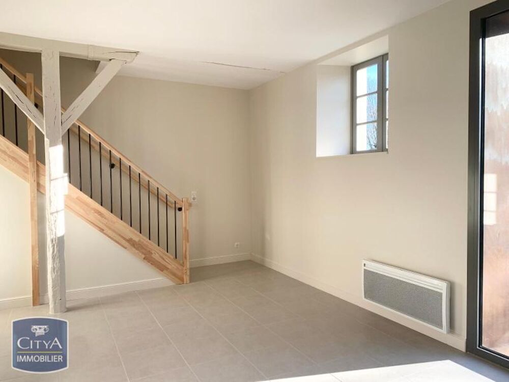location Appartement - 3 pièce(s) - 78 m² Fontenay-le-Comte (85200)