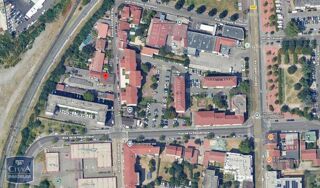  Parking / Garage � louer 