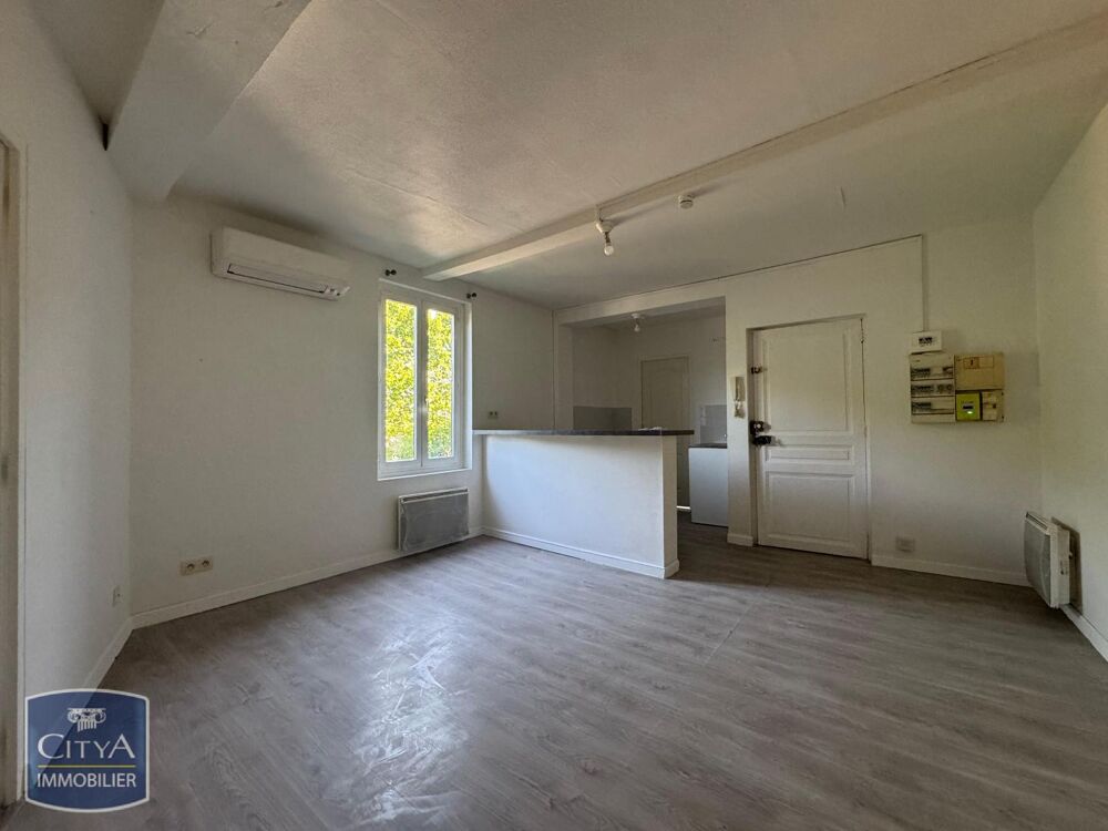 À LOUER : Découvrez cet appartement T2, idéalement situé....