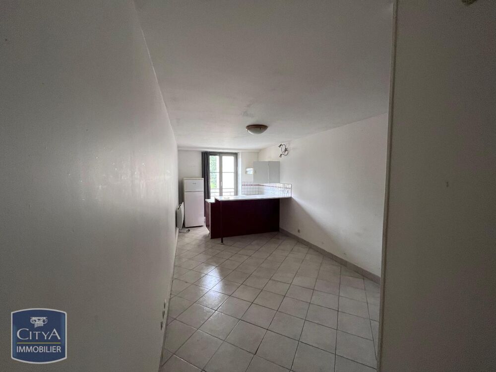 location Appartement - 1 pièce(s) - 25 m² Poitiers (86000)