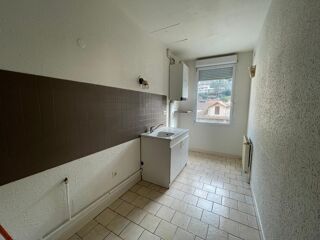  Appartement à louer 3 pièces 58 m²