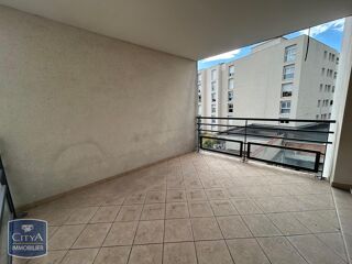  Appartement à louer 3 pièces 66 m²