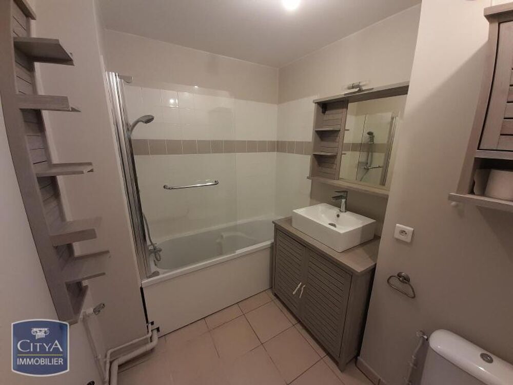 À LOUER : Appartement T3 situé à Hénin-Beaumont, dans le....