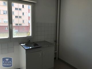  Appartement à louer 1 pièce 28 m²