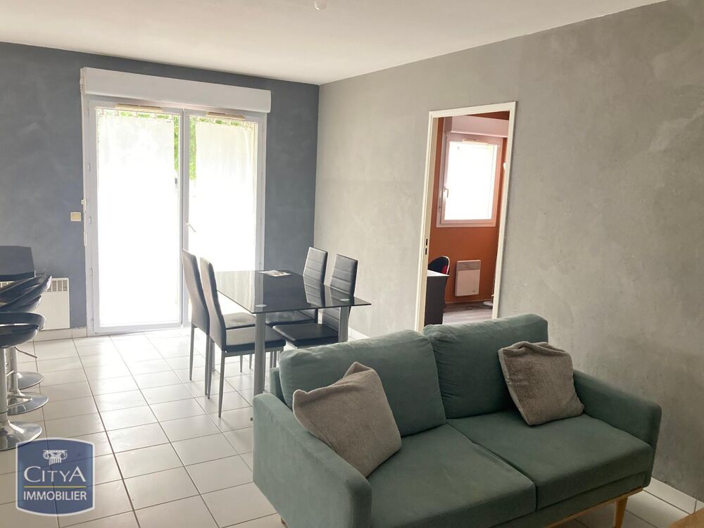 À louer : Appartement T3 meublé situé à Lons, dans le dé....