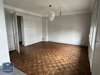  Appartement à louer 3 pièces 56 m²