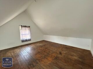  Maison à louer 4 pièces 177 m²