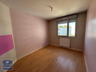  Appartement à louer 5 pièces 113 m²