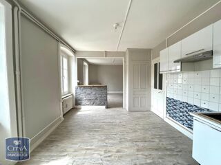  Appartement à louer 4 pièces 95 m²