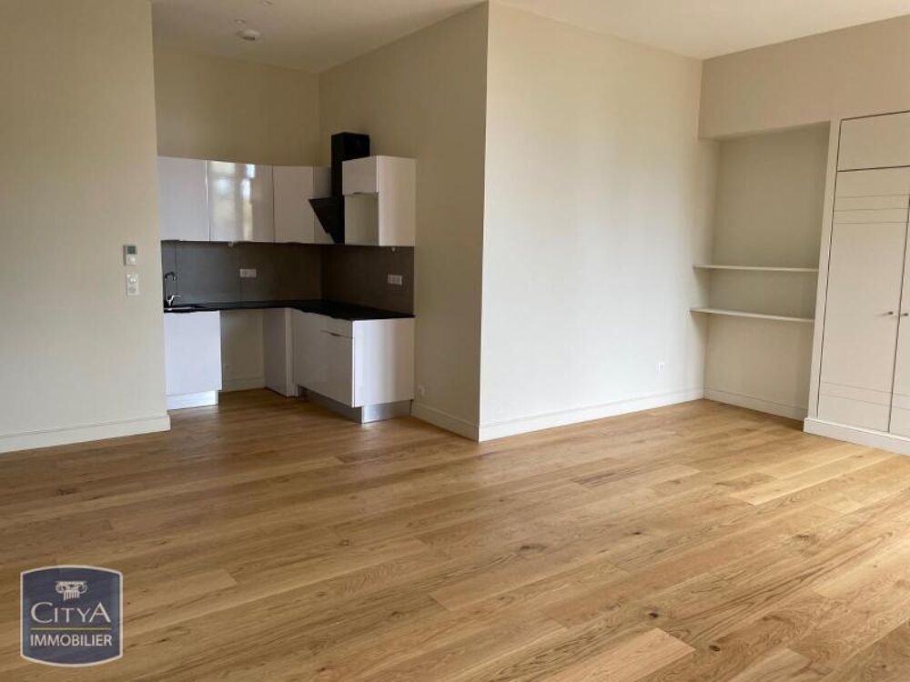 location Appartement - 3 pièce(s) - 75 m² Agay (83530)