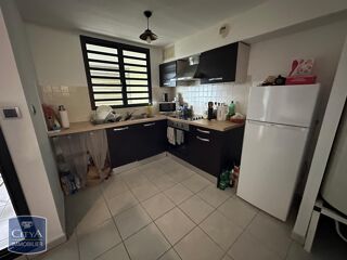  Appartement à louer 2 pièces 33 m²