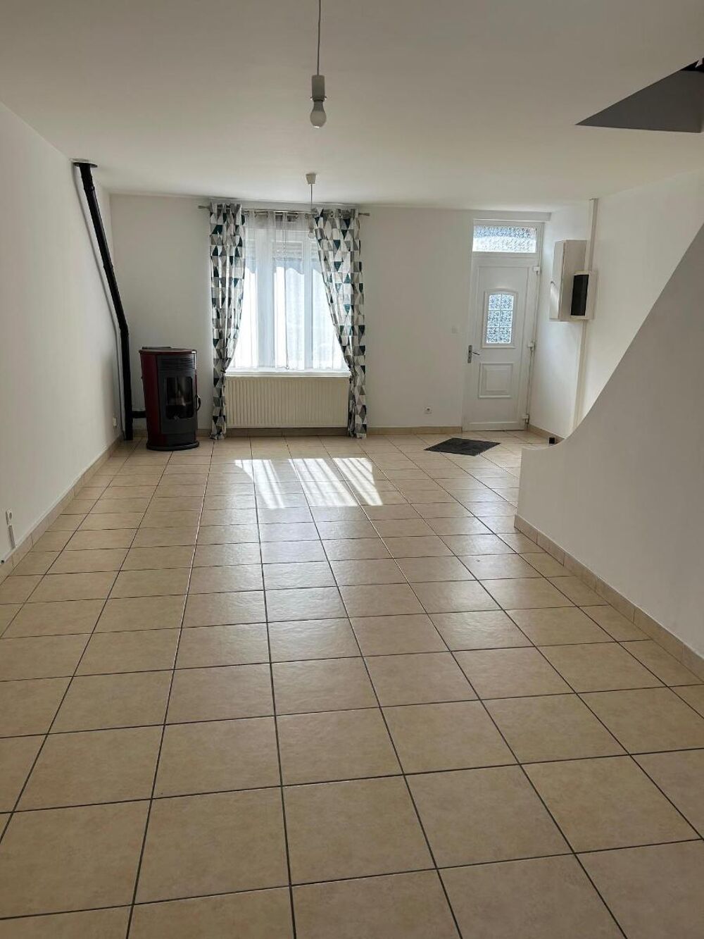 location Maison - 4 pièce(s) - 114 m² Fouquereuil (62232)