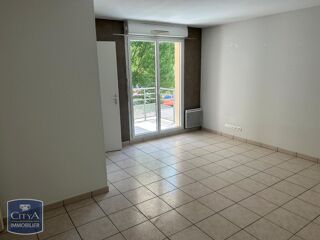  Appartement à louer 3 pièces 64 m²