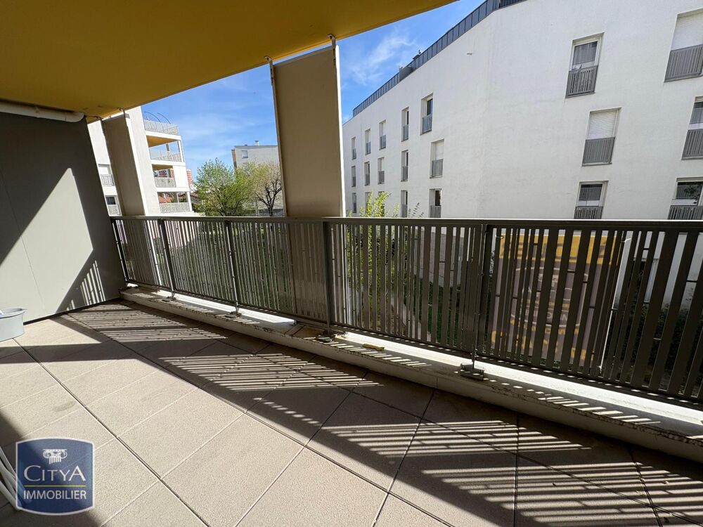 location Appartement - 1 pièce(s) - 27 m² Saint-Priest (69800)
